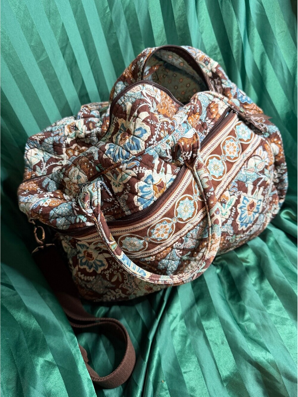 Vera Bradley Java Blue Quilted Floral Large Travel Duffel Bag Weekender Gym
